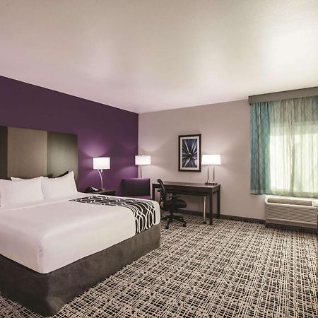 La Quinta By Wyndham Lubbock South Hotell Exteriör bild