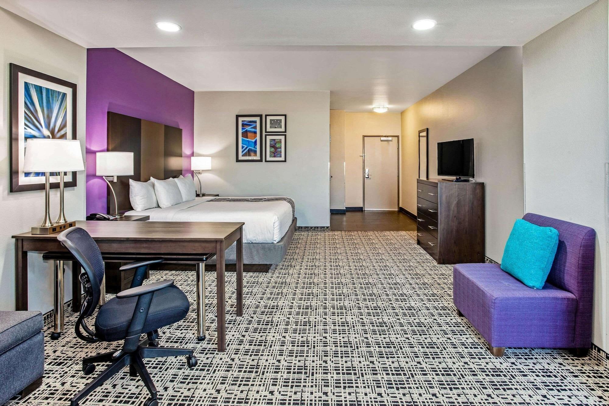 La Quinta By Wyndham Lubbock South Hotell Exteriör bild