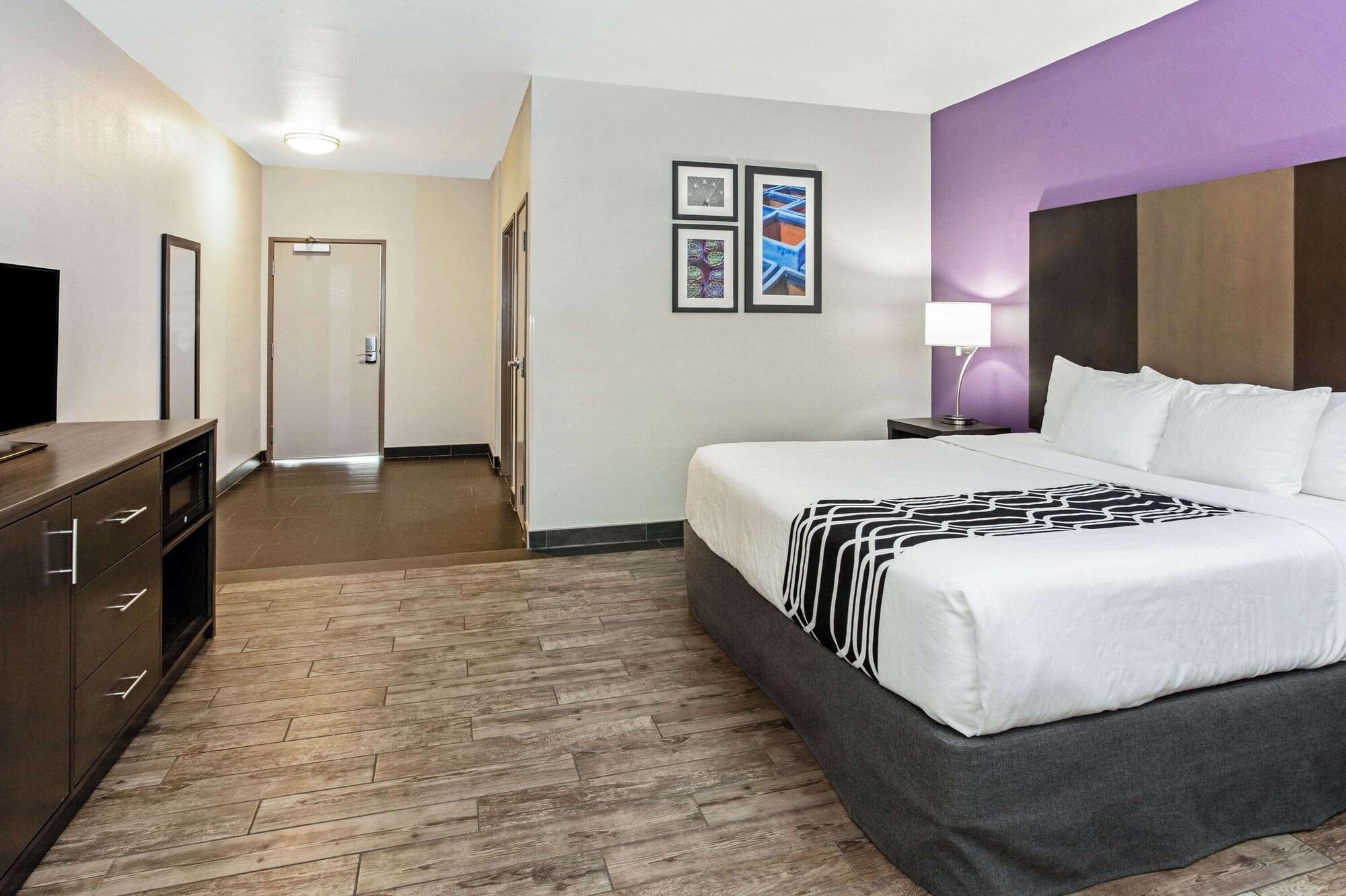 La Quinta By Wyndham Lubbock South Hotell Exteriör bild