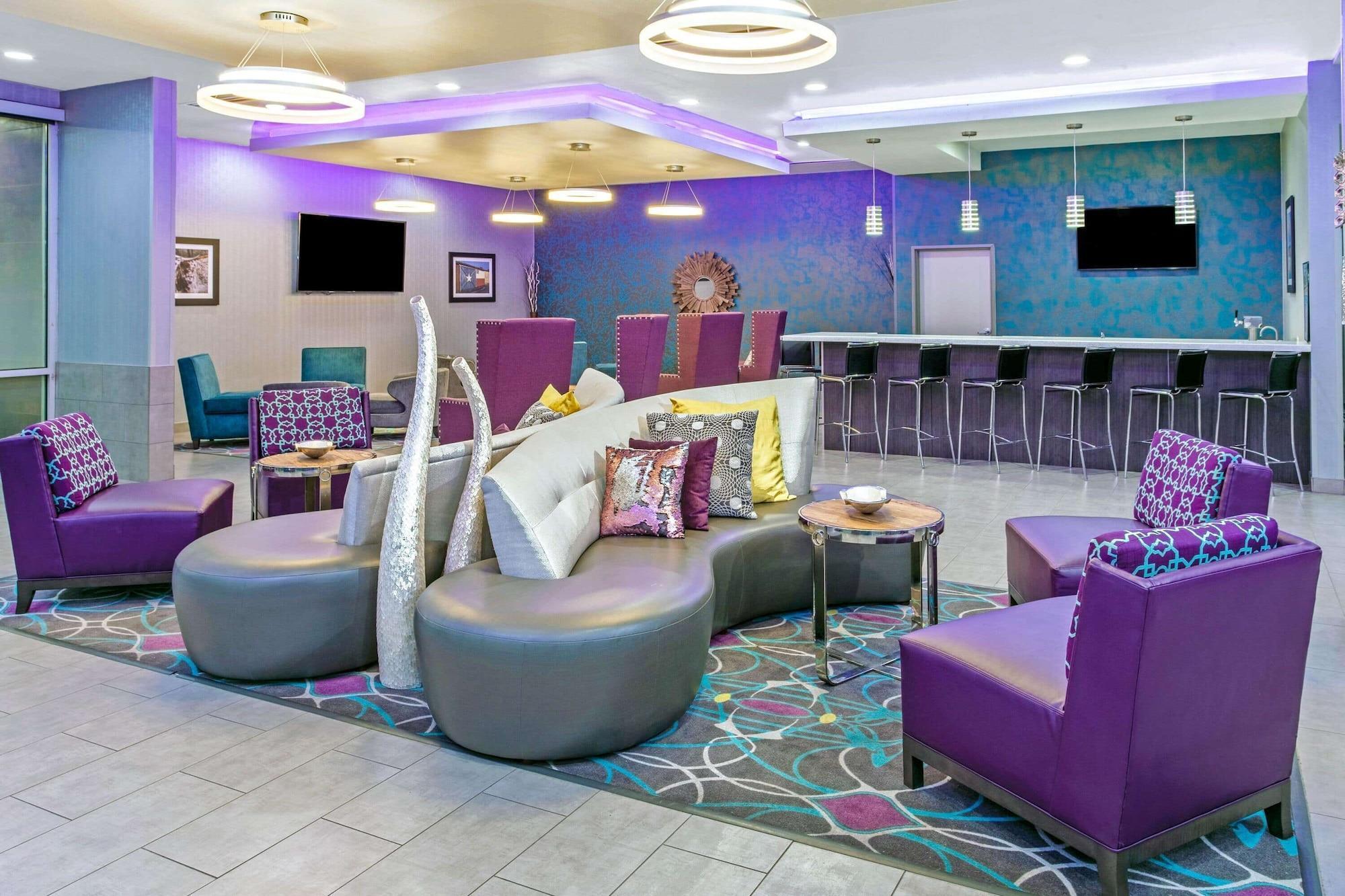 La Quinta By Wyndham Lubbock South Hotell Exteriör bild